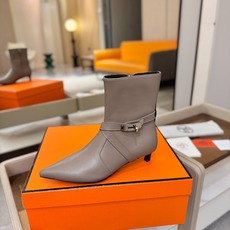 Hermes🐴 高级辣妹kelly Jumping骑士靴顶级牛品匠心好货!!经典再现拒绝不了的款式谁穿都好看 Hermes🐴 高级辣妹kelly Jumping骑士靴顶级牛品匠心好货!!经典再现拒绝不了的款式谁穿都好看