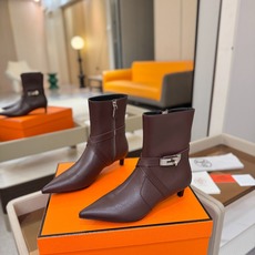 Hermes🐴 高级辣妹kelly Jumping骑士靴顶级牛品匠心好货!!经典再现拒绝不了的款式谁穿都好看 Hermes🐴 高级辣妹kelly Jumping骑士靴顶级牛品匠心好货!!经典再现拒绝不了的款式谁穿都好看