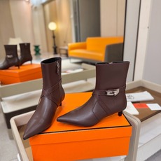 Hermes🐴 高级辣妹kelly Jumping骑士靴顶级牛品匠心好货!!经典再现拒绝不了的款式谁穿都好看 Hermes🐴 高级辣妹kelly Jumping骑士靴顶级牛品匠心好货!!经典再现拒绝不了的款式谁穿都好看