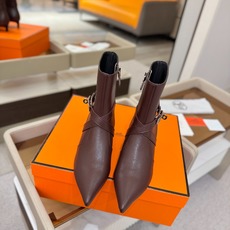 Hermes🐴 高级辣妹kelly Jumping骑士靴顶级牛品匠心好货!!经典再现拒绝不了的款式谁穿都好看 Hermes🐴 高级辣妹kelly Jumping骑士靴顶级牛品匠心好货!!经典再现拒绝不了的款式谁穿都好看