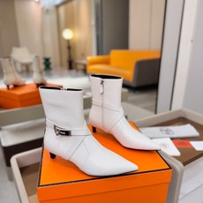 Hermes🐴 高级辣妹kelly Jumping骑士靴顶级牛品匠心好货!!经典再现拒绝不了的款式谁穿都好看 Hermes🐴 高级辣妹kelly Jumping骑士靴顶级牛品匠心好货!!经典再现拒绝不了的款式谁穿都好看