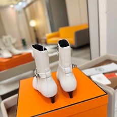 Hermes🐴 高级辣妹kelly Jumping骑士靴顶级牛品匠心好货!!经典再现拒绝不了的款式谁穿都好看 Hermes🐴 高级辣妹kelly Jumping骑士靴顶级牛品匠心好货!!经典再现拒绝不了的款式谁穿都好看