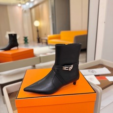 Hermes🐴 高级辣妹kelly Jumping骑士靴顶级牛品匠心好货!!经典再现拒绝不了的款式谁穿都好看 Hermes🐴 高级辣妹kelly Jumping骑士靴顶级牛品匠心好货!!经典再现拒绝不了的款式谁穿都好看