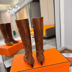 Hermes🐴高级辣妹kelly Jumping骑士靴顶级牛品匠心好货!!经典再现拒绝不了的款式谁穿都好看 Hermes🐴高级辣妹kelly Jumping骑士靴顶级牛品匠心好货!!经典再现拒绝不了的款式谁穿都好看