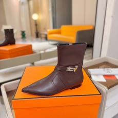 Hermes🐴 高级辣妹kelly Jumping骑士靴顶级牛品匠心好货!!经典再现拒绝不了的款式谁穿都好看 Hermes🐴 高级辣妹kelly Jumping骑士靴顶级牛品匠心好货!!经典再现拒绝不了的款式谁穿都好看