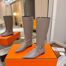 Hermes🐴 高级辣妹kelly Jumping骑士靴顶级牛品匠心好货!!经典再现拒绝不了的款式谁穿都好看 Hermes🐴 高级辣妹kelly Jumping骑士靴顶级牛品匠心好货!!经典再现拒绝不了的款式谁穿都好看