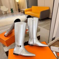 Hermes🐴 高级辣妹kelly Jumping骑士靴顶级牛品匠心好货!!经典再现拒绝不了的款式谁穿都好看 Hermes🐴 高级辣妹kelly Jumping骑士靴顶级牛品匠心好货!!经典再现拒绝不了的款式谁穿都好看