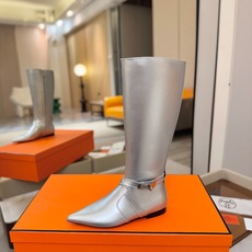 Hermes🐴 高级辣妹kelly Jumping骑士靴顶级牛品匠心好货!!经典再现拒绝不了的款式谁穿都好看 Hermes🐴 高级辣妹kelly Jumping骑士靴顶级牛品匠心好货!!经典再现拒绝不了的款式谁穿都好看