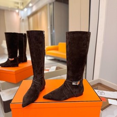 Hermes🐴 高级辣妹kelly Jumping骑士靴顶级牛品匠心好货!!经典再现拒绝不了的款式谁穿都好看 Hermes🐴 高级辣妹kelly Jumping骑士靴顶级牛品匠心好货!!经典再现拒绝不了的款式谁穿都好看