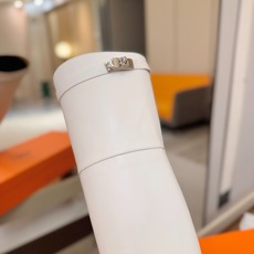 Hermès 爱马仕经典锁扣高筒骑士靴|自带贵气感的秋冬神靴✨ 秋冬鞋柜里,一定要留一双能撑起所有穿搭气场的长靴,圆头鞋 Hermès 爱马仕经典锁扣高筒骑士靴|自带贵气感的秋冬神靴✨ 秋冬鞋柜里,一定要留一双能撑起所有穿搭气场的长靴,圆头鞋
