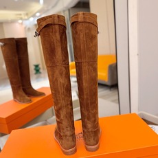 Hermès 爱马仕经典锁扣高筒骑士靴|自带贵气感的秋冬神靴✨ 秋冬鞋柜里,一定要留一双能撑起所有穿搭气场的长靴,圆头鞋 Hermès 爱马仕经典锁扣高筒骑士靴|自带贵气感的秋冬神靴✨ 秋冬鞋柜里,一定要留一双能撑起所有穿搭气场的长靴,圆头鞋