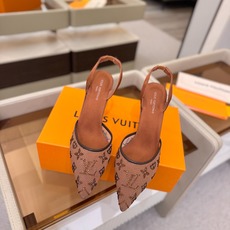 、 Louis Vuitton 官网秋冬系列!完美楦型、 新品高跟凉鞋🆕、官网同步更新 Lv烫钻“logo”饰以点缀,鞋 、 Louis Vuitton 官网秋冬系列!完美楦型、 新品高跟凉鞋🆕、官网同步更新 Lv烫钻“logo”饰以点缀,鞋