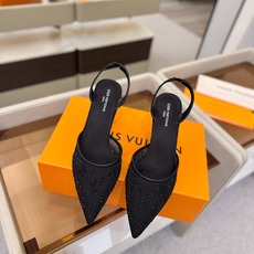 、 Louis Vuitton 官网秋冬系列!完美楦型、 新品高跟凉鞋🆕、官网同步更新 Lv烫钻“logo”饰以点缀,鞋 、 Louis Vuitton 官网秋冬系列!完美楦型、 新品高跟凉鞋🆕、官网同步更新 Lv烫钻“logo”饰以点缀,鞋