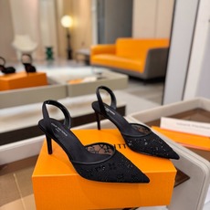、 Louis Vuitton 官网秋冬系列!完美楦型、 新品高跟凉鞋🆕、官网同步更新 Lv烫钻“logo”饰以点缀,鞋 、 Louis Vuitton 官网秋冬系列!完美楦型、 新品高跟凉鞋🆕、官网同步更新 Lv烫钻“logo”饰以点缀,鞋