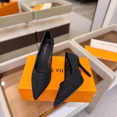 、 Louis Vuitton 官网秋冬系列!完美楦型、 新品高跟单鞋🆕、官网同步更新 Lv烫钻“logo”饰以点缀,鞋 、 Louis Vuitton 官网秋冬系列!完美楦型、 新品高跟单鞋🆕、官网同步更新 Lv烫钻“logo”饰以点缀,鞋