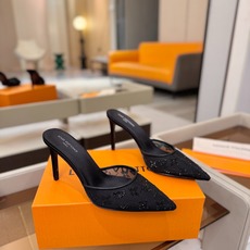 、 Louis Vuitton 官网秋冬系列!完美楦型、 新品高跟拖鞋🆕、官网同步更新 Lv烫钻“logo”饰以点缀,鞋 、 Louis Vuitton 官网秋冬系列!完美楦型、 新品高跟拖鞋🆕、官网同步更新 Lv烫钻“logo”饰以点缀,鞋
