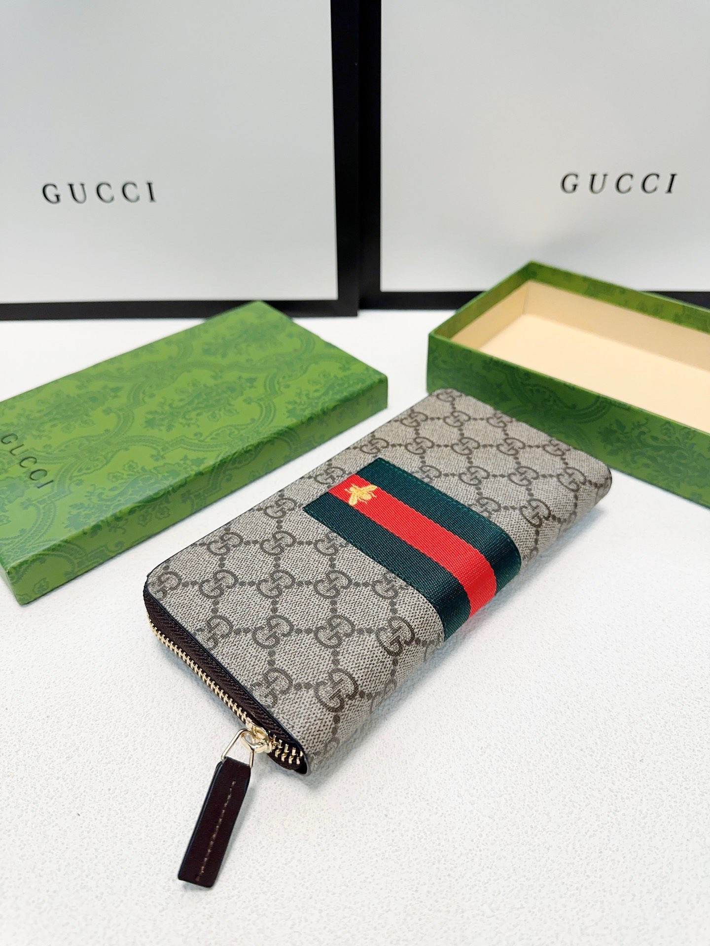 Gucci Fashion
 Clutches & Pouch Bags PVC