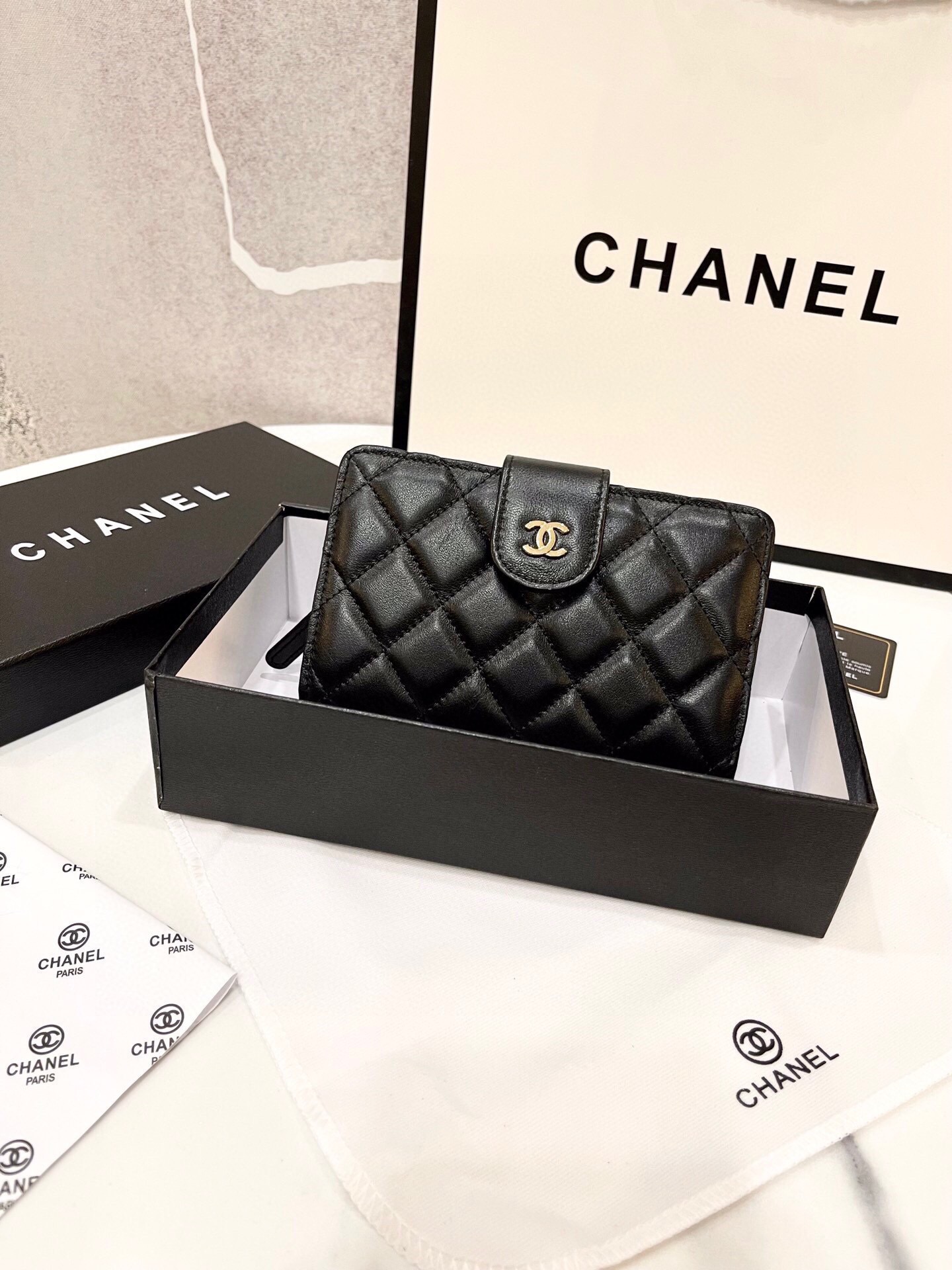 Chanel Gut
 Geldbörse Schwarz Schaffell Fashion