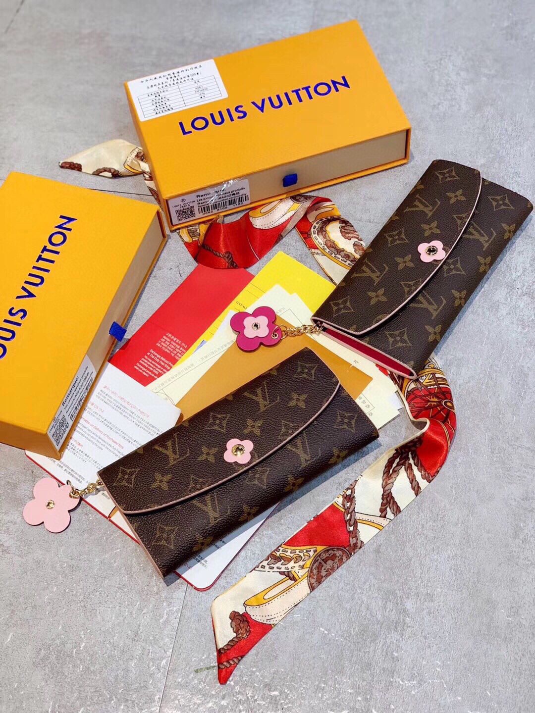 Louis Vuitton Wallet Customize Best Quality Replica
 Pink Red