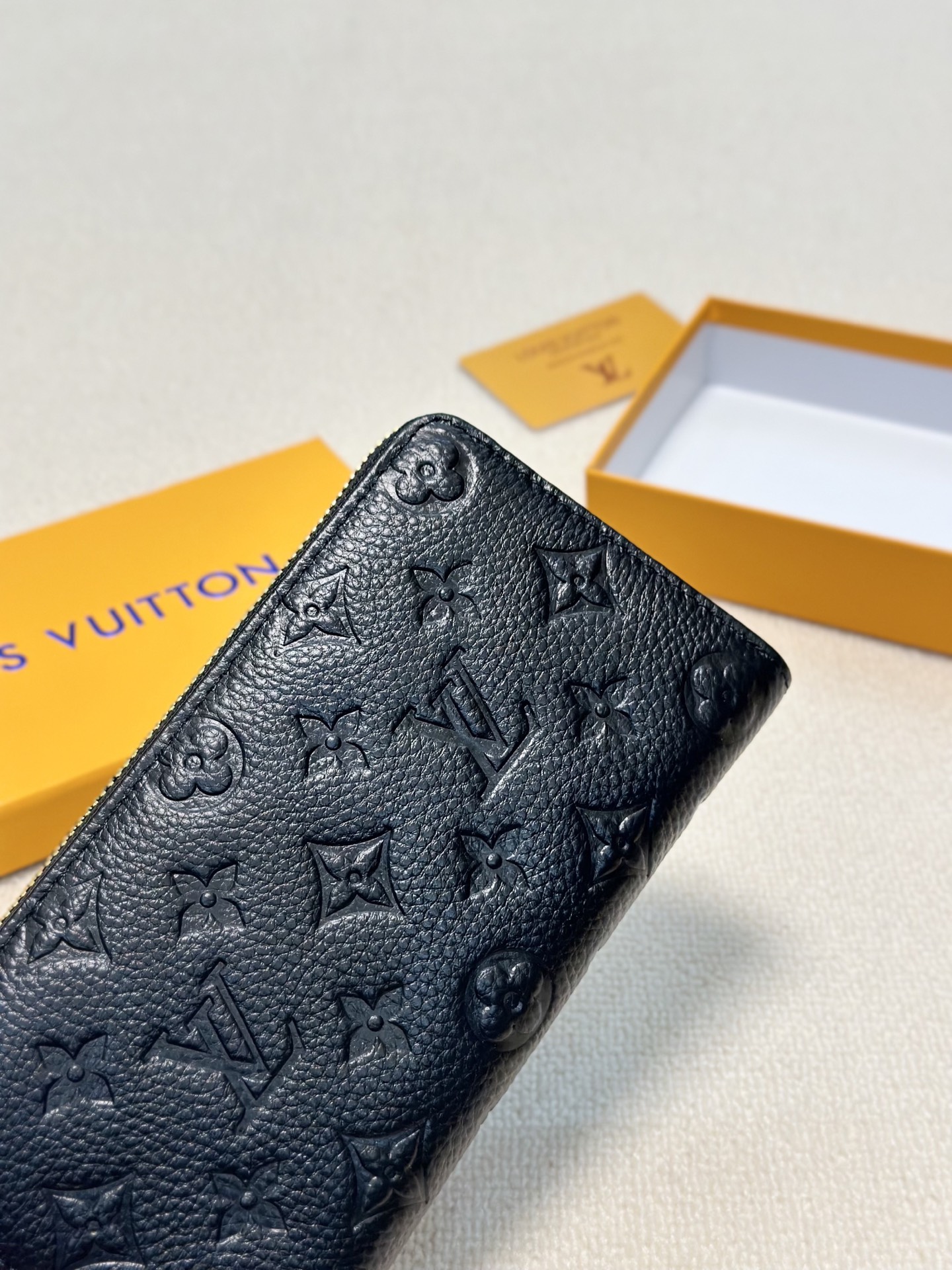 LV新款男士手包 ブラック 牛皮製 多カードポケット