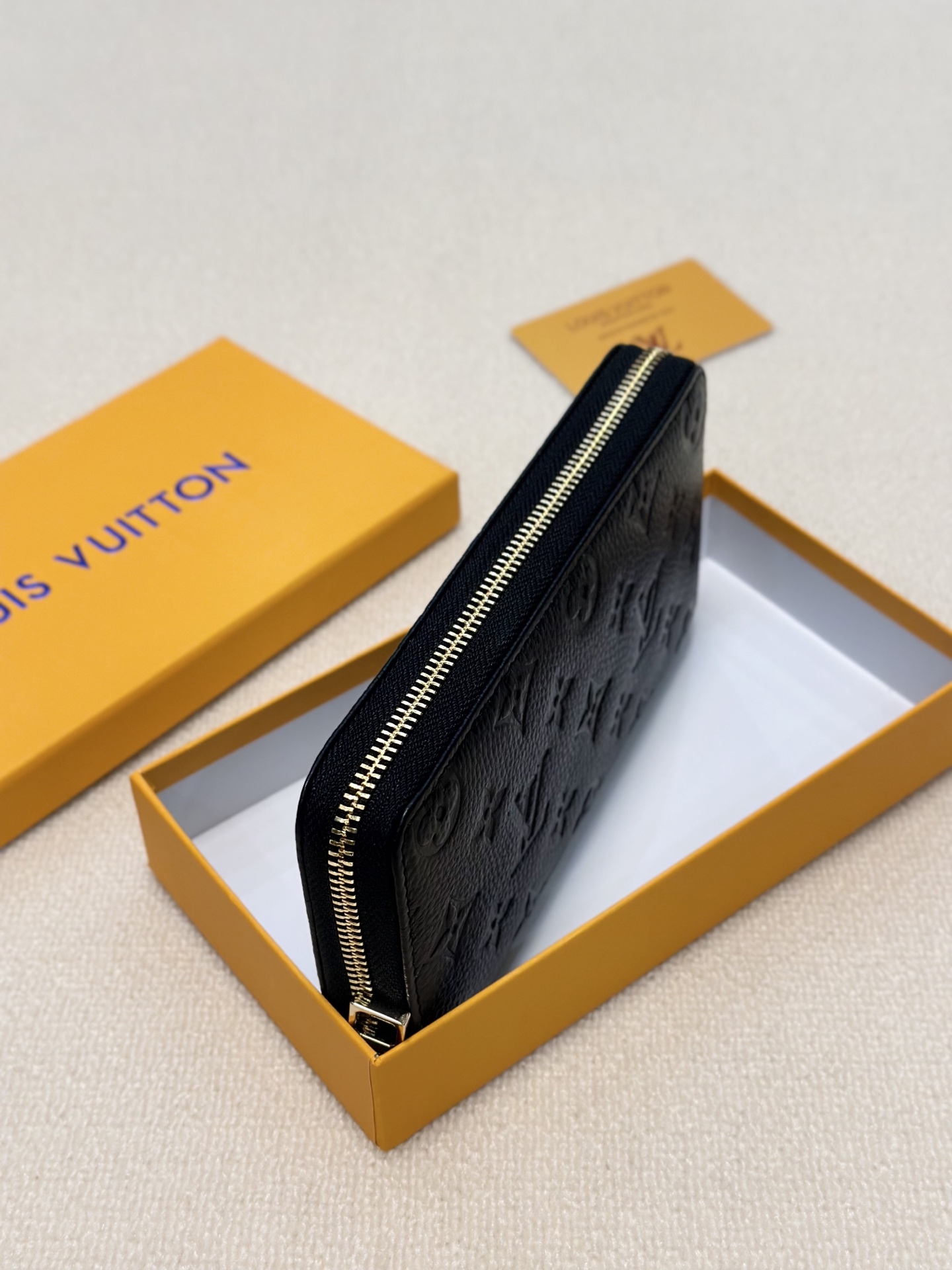 LV新款男士手包 ブラック 牛皮製 多カードポケット