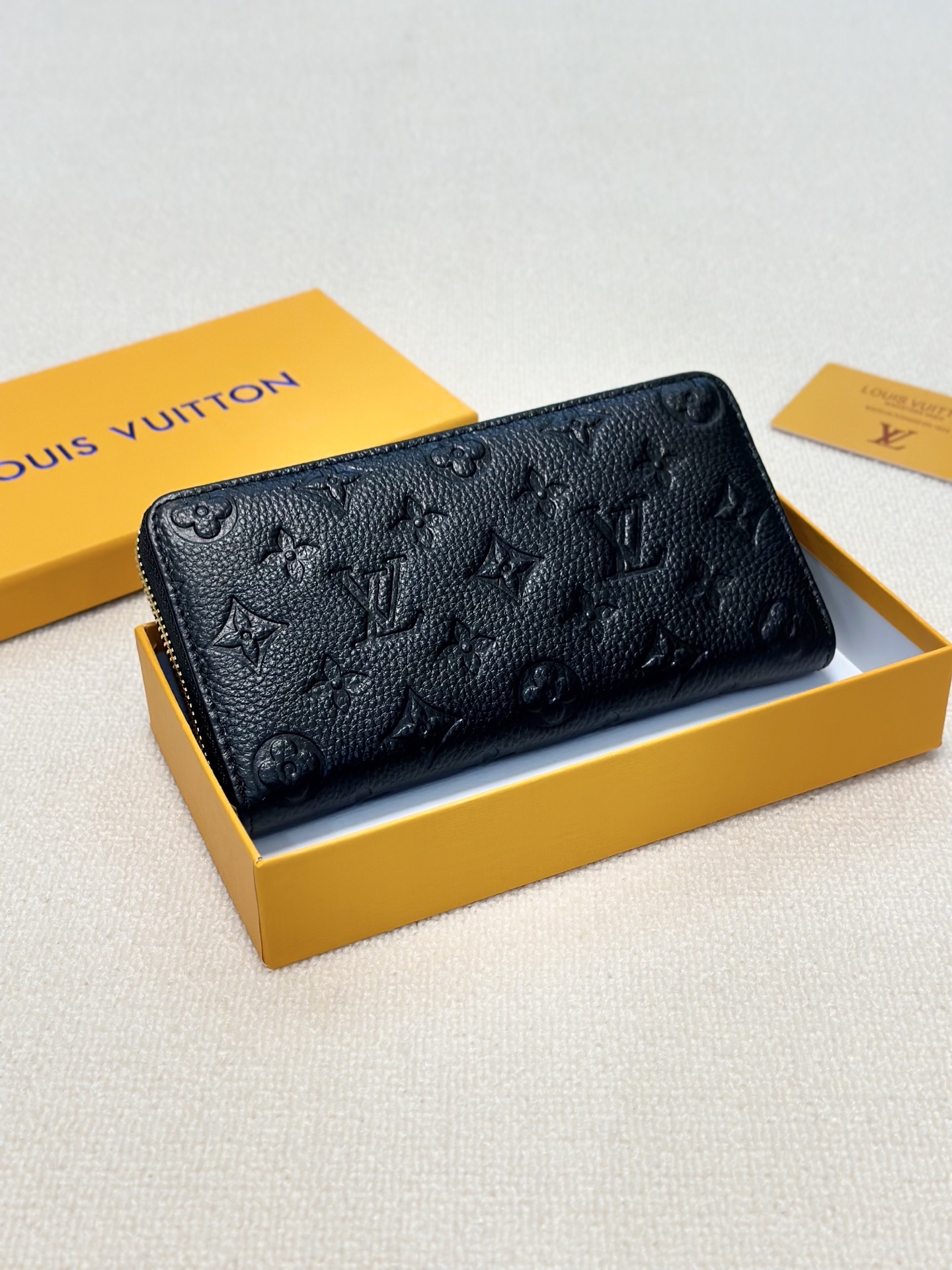 LV新款男士手包 ブラック 牛皮製 多カードポケット