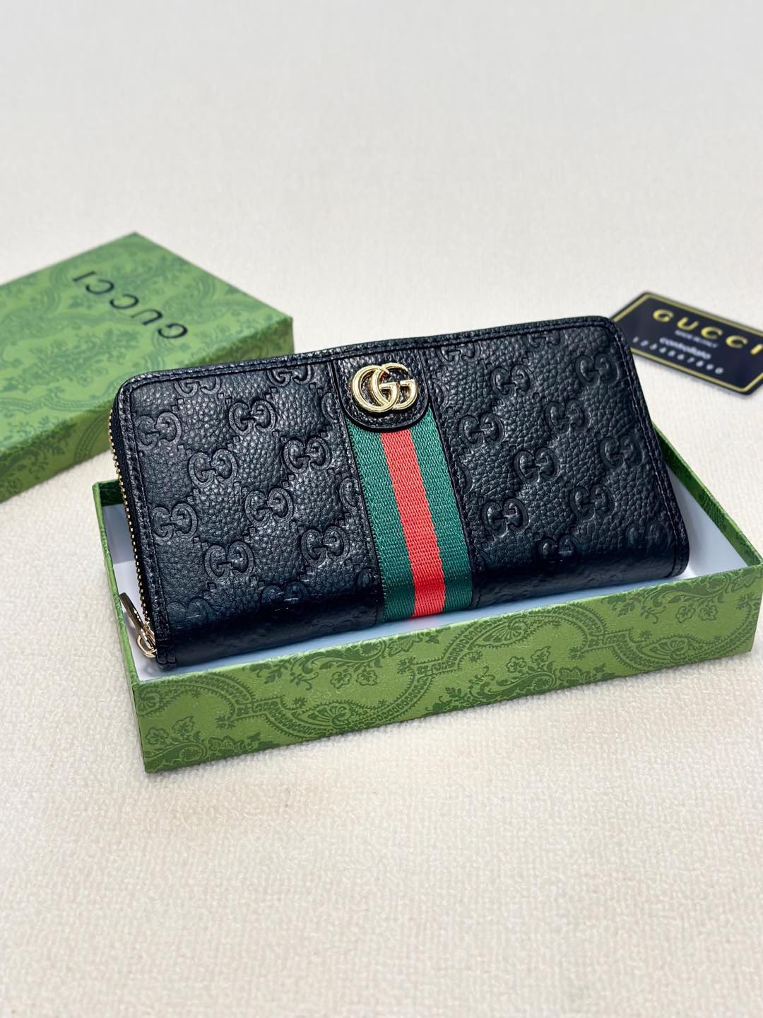 GUCCI シングルジップ手包 ブラック 原版頭層牛皮使用