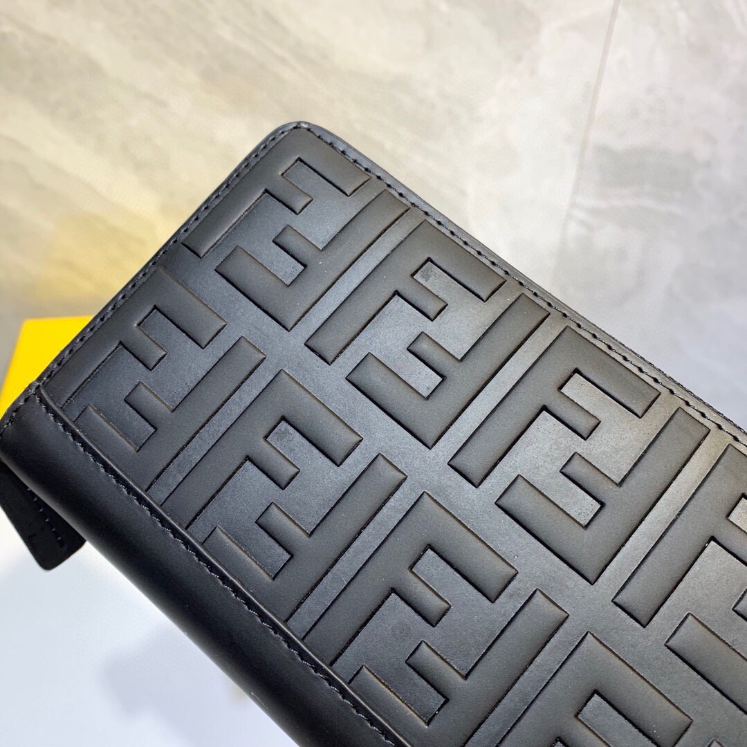 Fendi Men's Black Leather Wallet, 21x11cm - Card Slots & High Quality 6 i1746629442681 5102 0 4