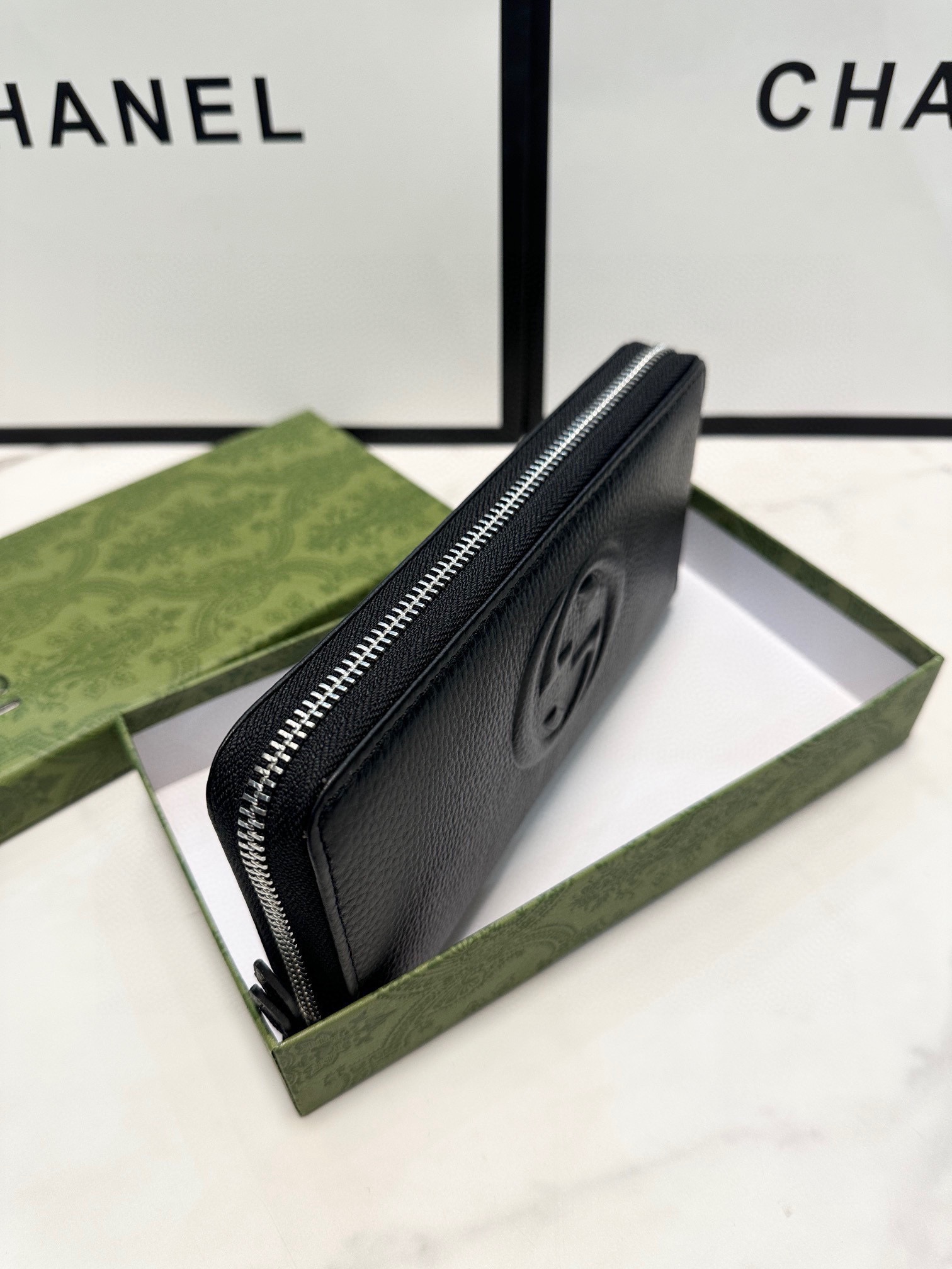 Gucci Soho Leather Zip Around Wallet Black, 21x11 cm 3 i1746630597729 9658 0 1