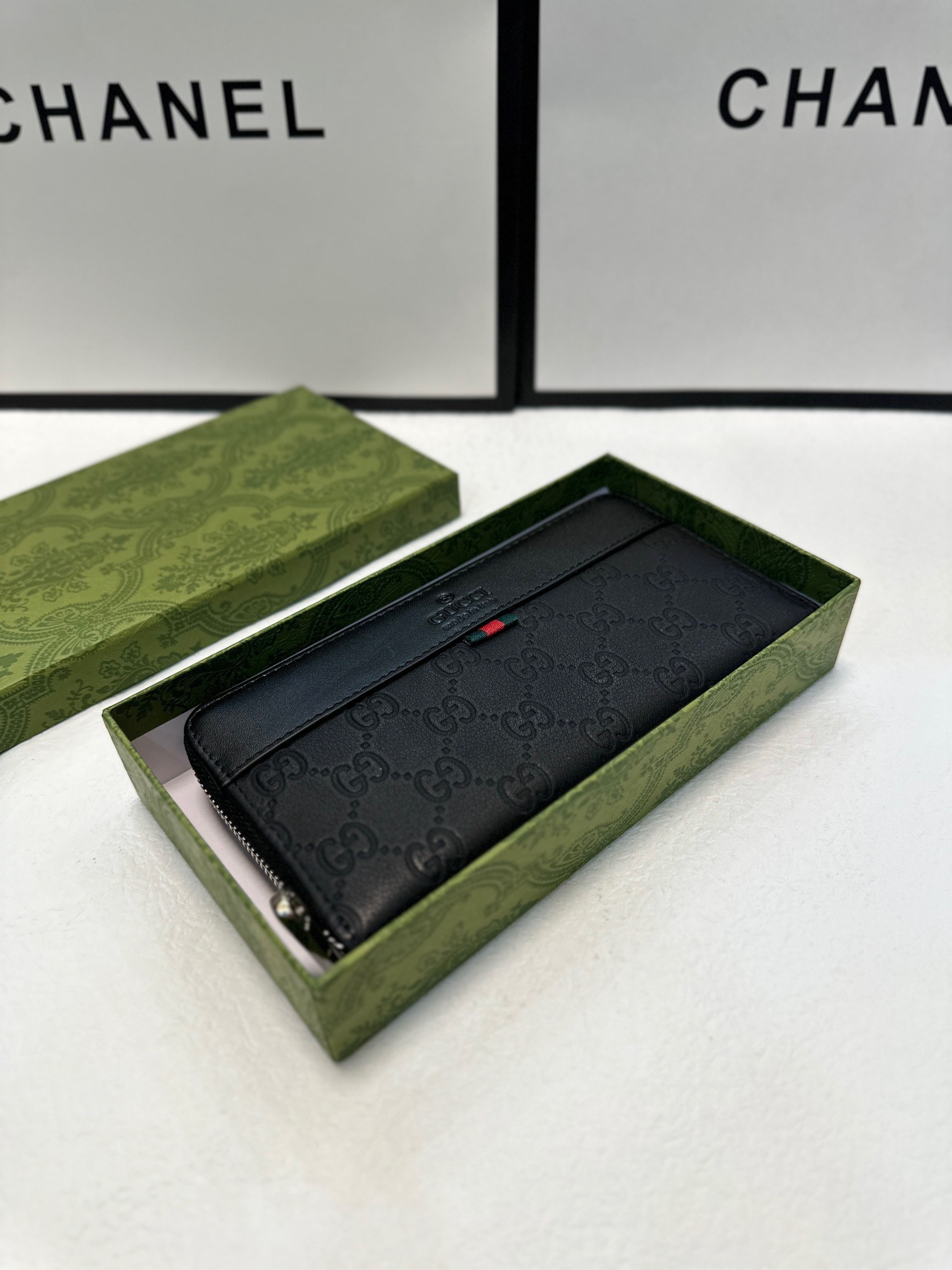 GUCCI新作 メンズ 手包 ブラック 本革 大容量