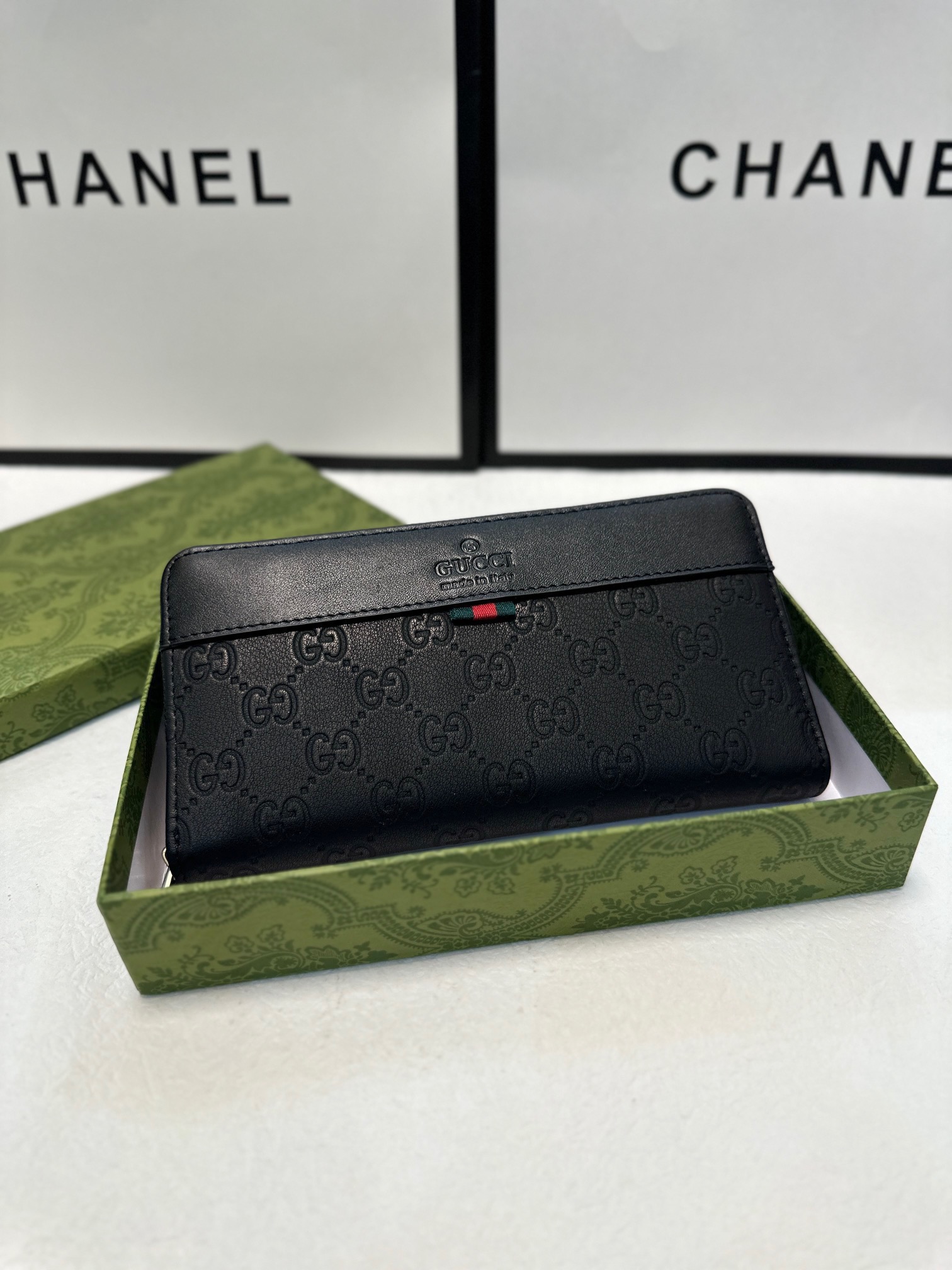 GUCCI新作 メンズ 手包 ブラック 本革 大容量