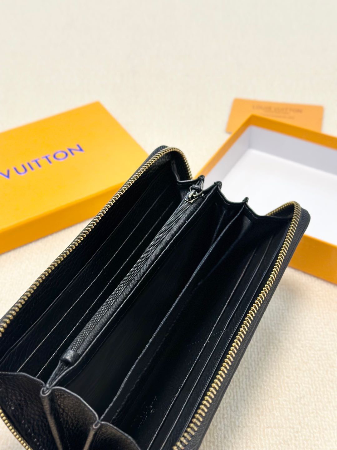 LV新款男士手包 - 高級原版頭層牛皮製の大容量デザイン