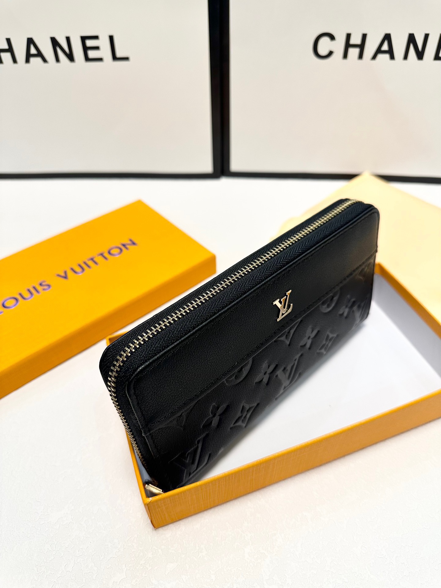 LV新款男士手包 ブラック 20x10cm 高級本革製