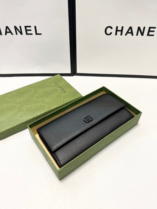 Gucci Black Leather Wallet, 19x10 cm, Original Leather, Handmade, Metal Hardware 1 Gucci Black Leather Wallet, 19x10 cm, Original Leather, Handmade, Metal Hardware