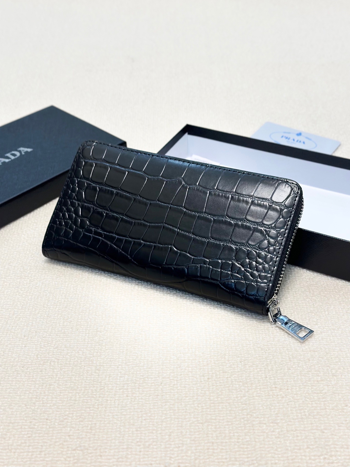 プラダ 男性用手包 ブラック 石目模様 牛革 多カードポケット