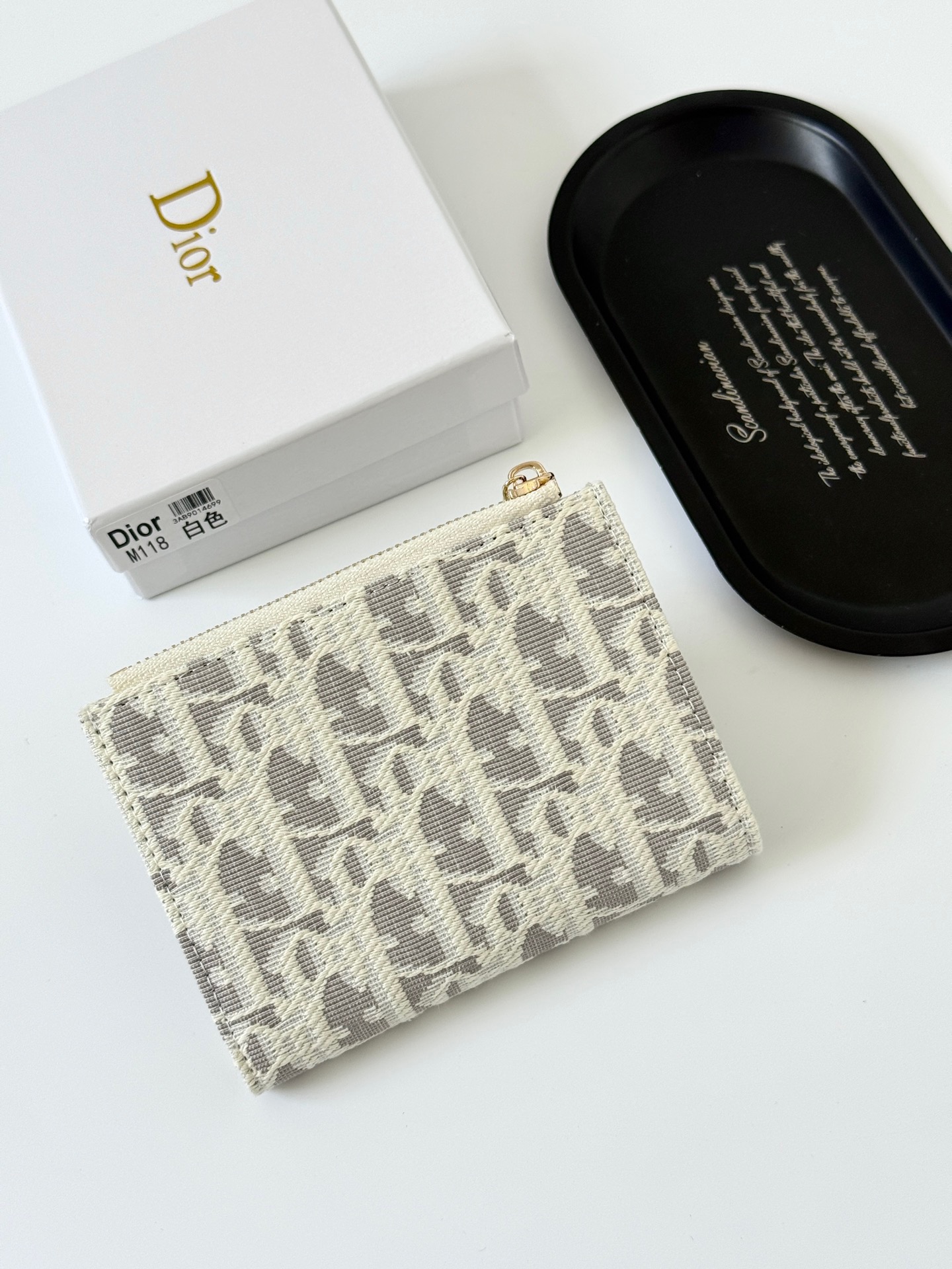Dior M118 White Grey Oblique 11 5x9x2 everyday