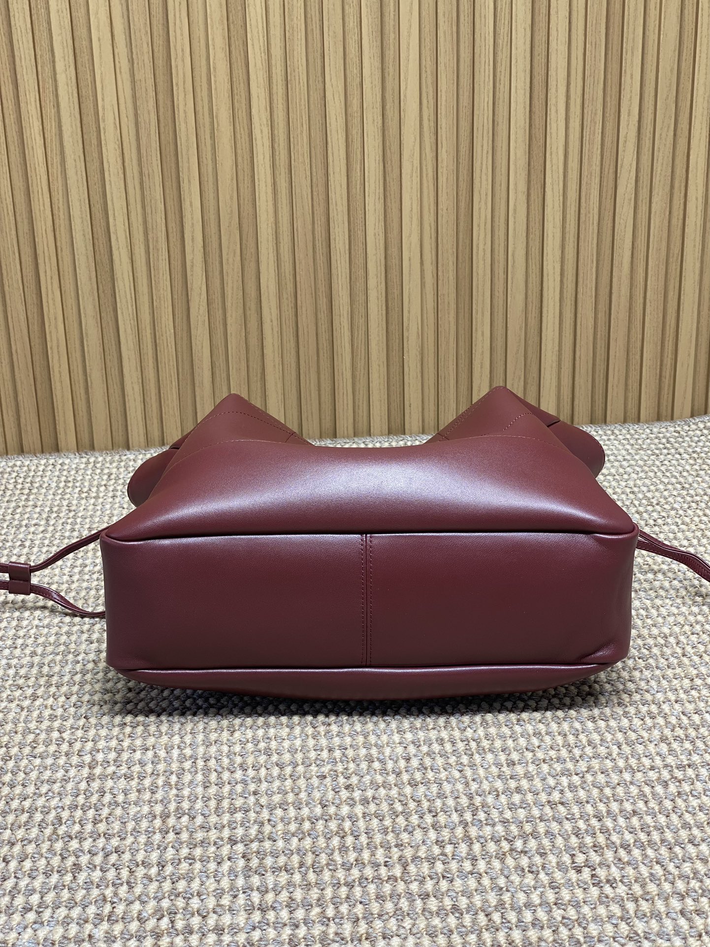 YSL Style Red Leather Chain Bag style reference detail image 4 from source 763071