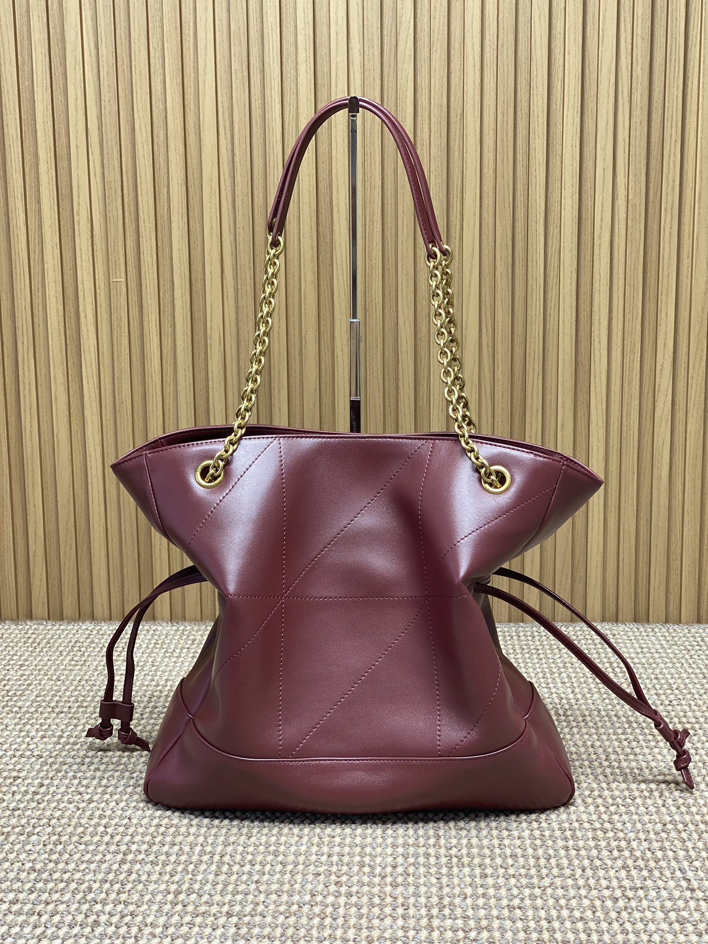 YSL Style Red Leather Chain Bag style reference detail image 3 from source 763071
