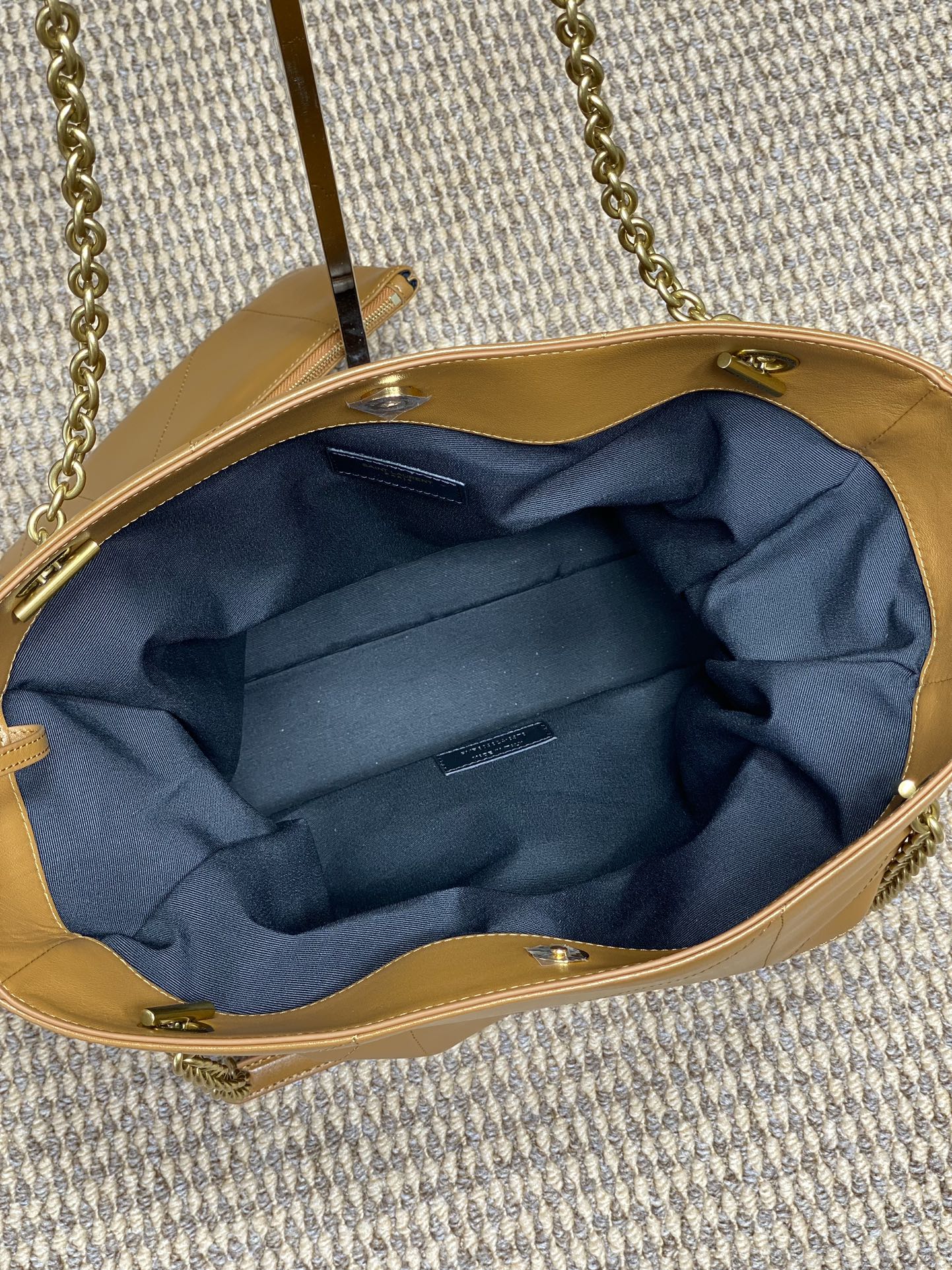 YSL Style Leather Chain Bag style reference detail image 9 from source 763072
