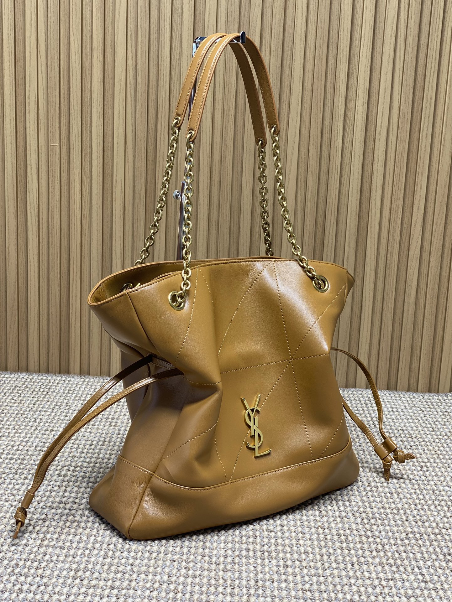 YSL Style Leather Chain Bag Lookbook Reference image 2