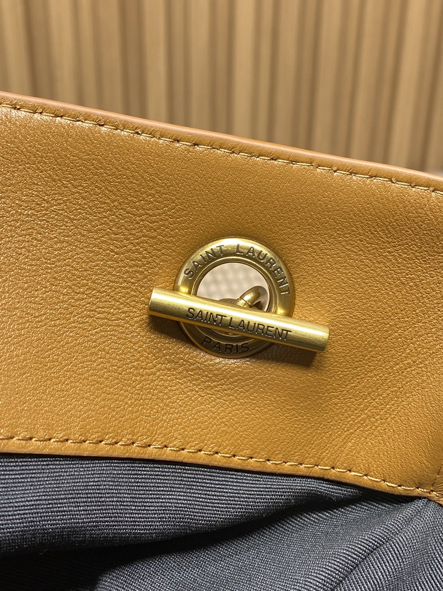 YSL Style Leather Chain Bag style reference detail image 8 from source 763072