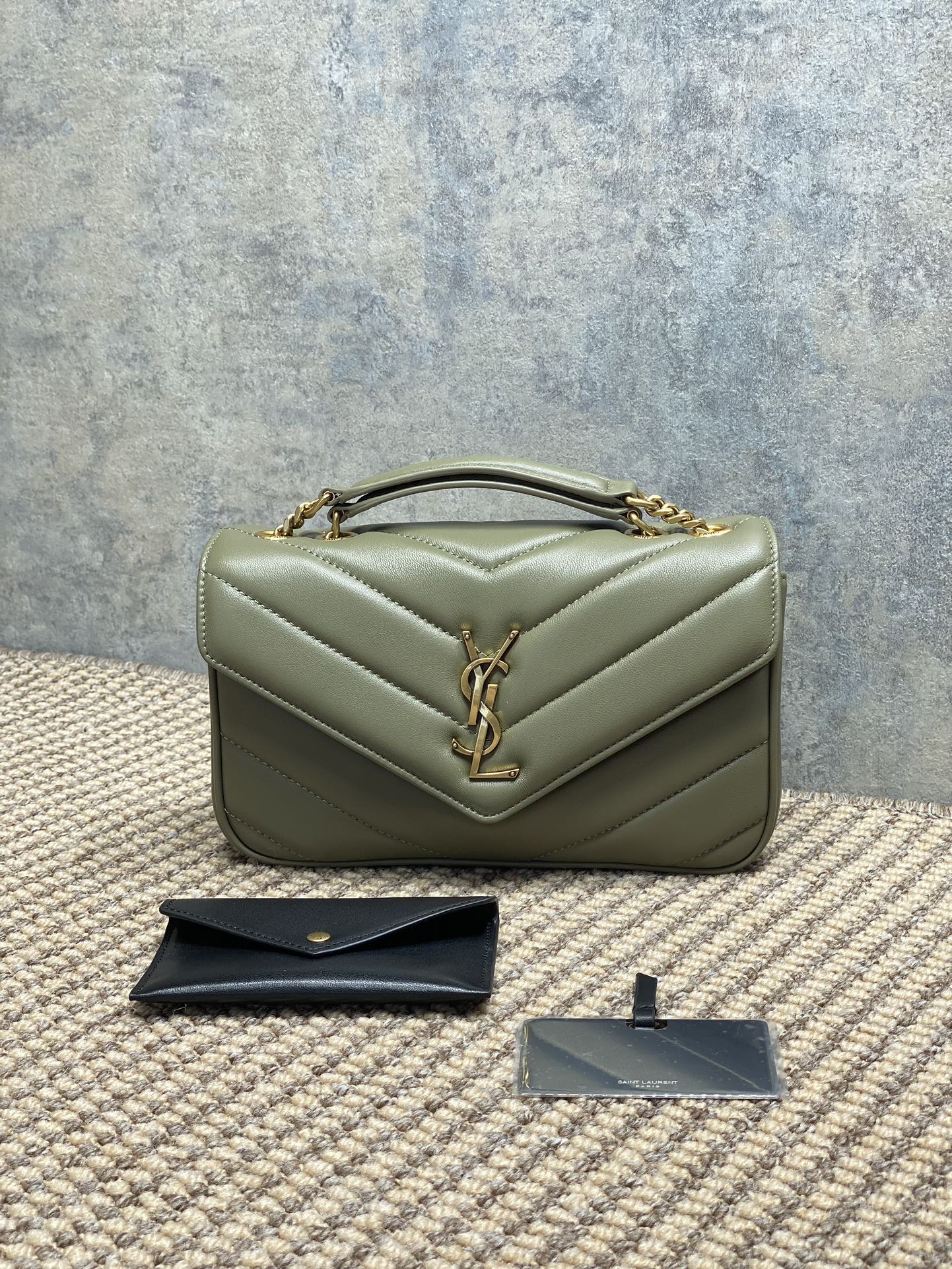 YSL Style Green Leather Card Holder Lookbook Reference image 1