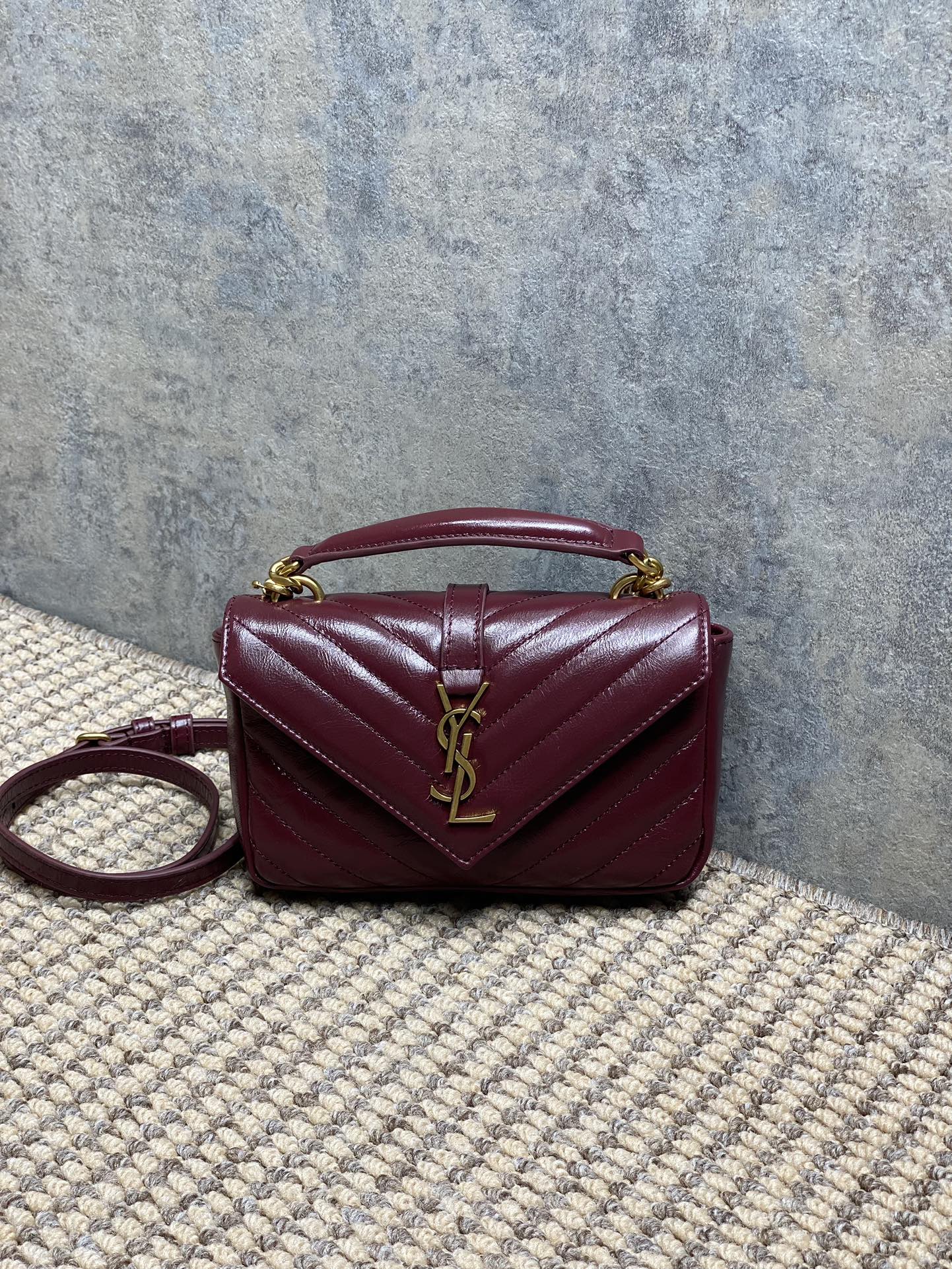 YSL Style Leather Chain Bag Lookbook Reference image 1