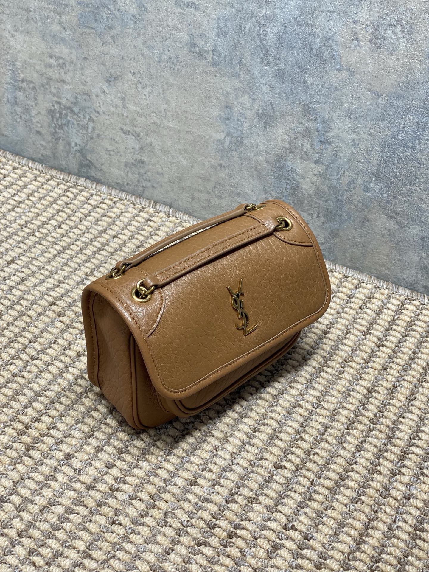 YSL Style Leather Chain Bag Lookbook Reference image 2