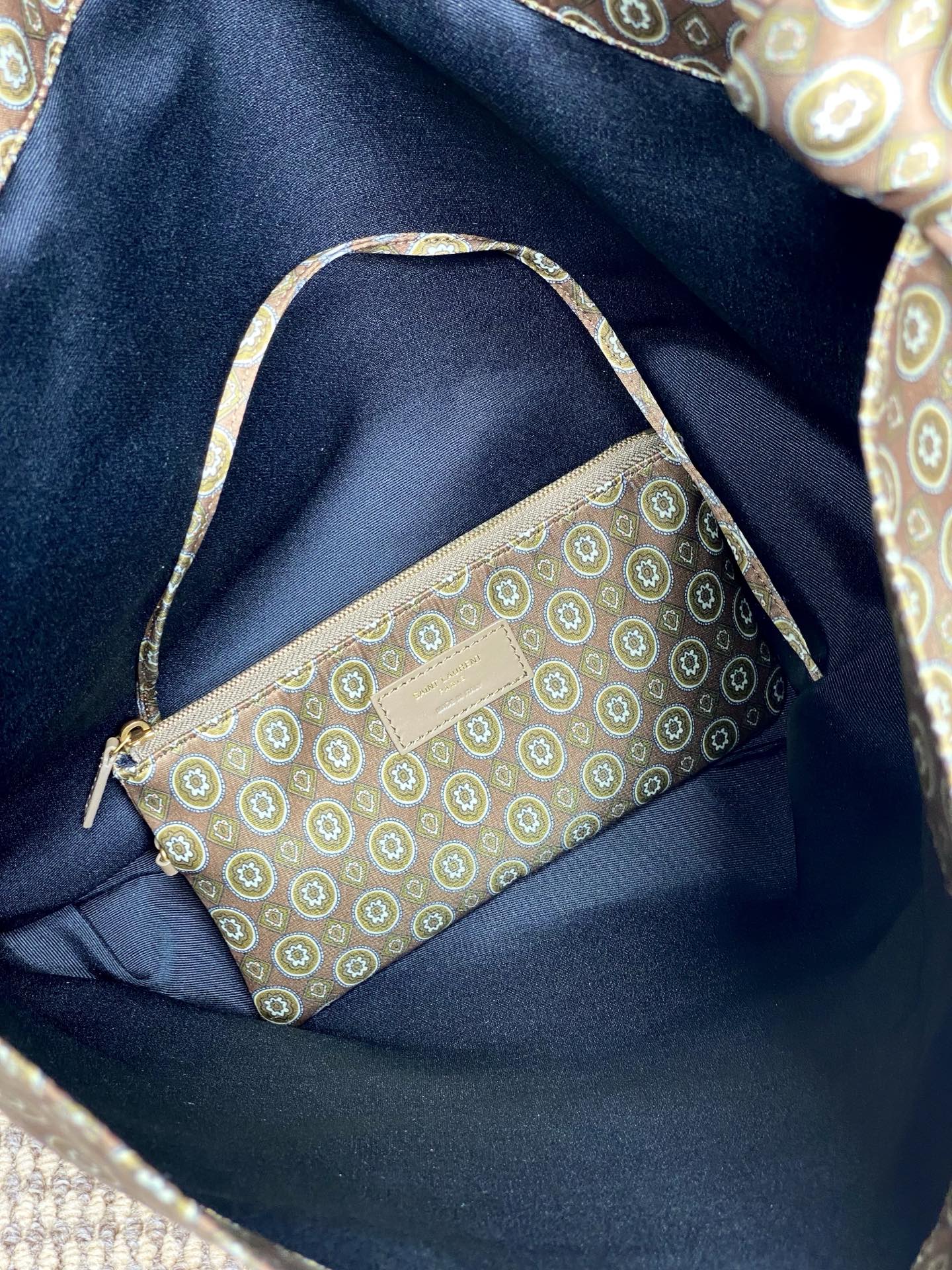 YSL Style Tote Bag style reference detail image 9 from source 770821