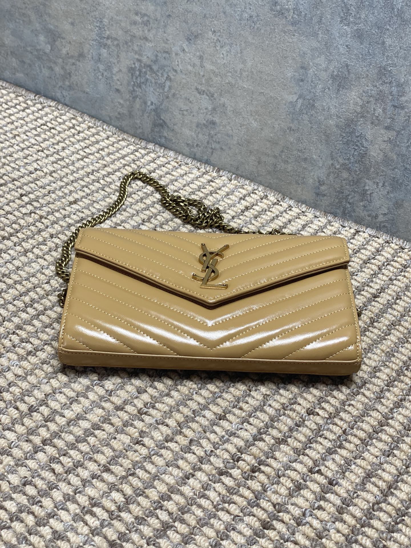 YSL Style Beige Clutch Bags Clutch detail image 3 from source 745616