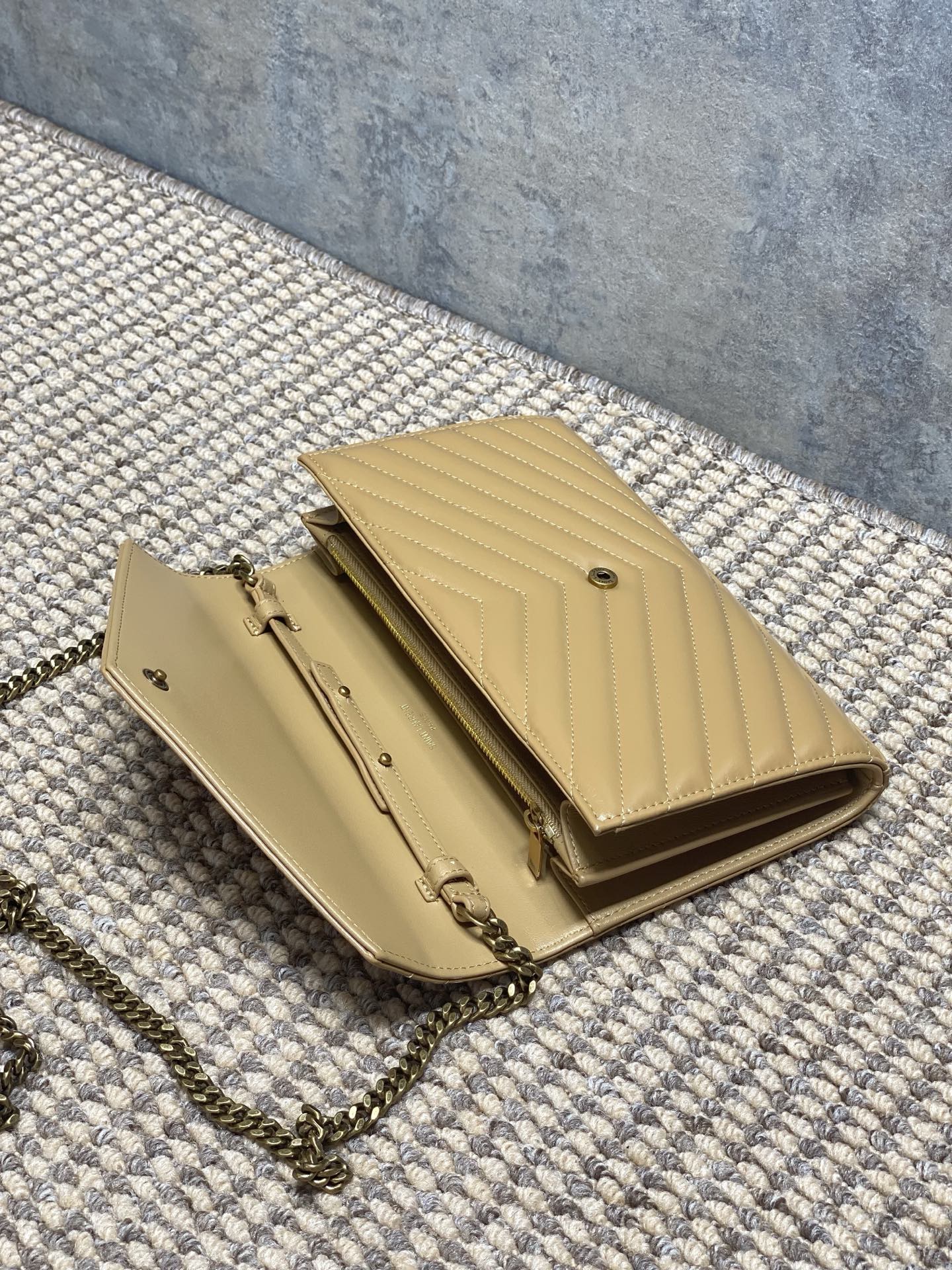 YSL Style Beige Clutch Bags Clutch detail image 6 from source 745616