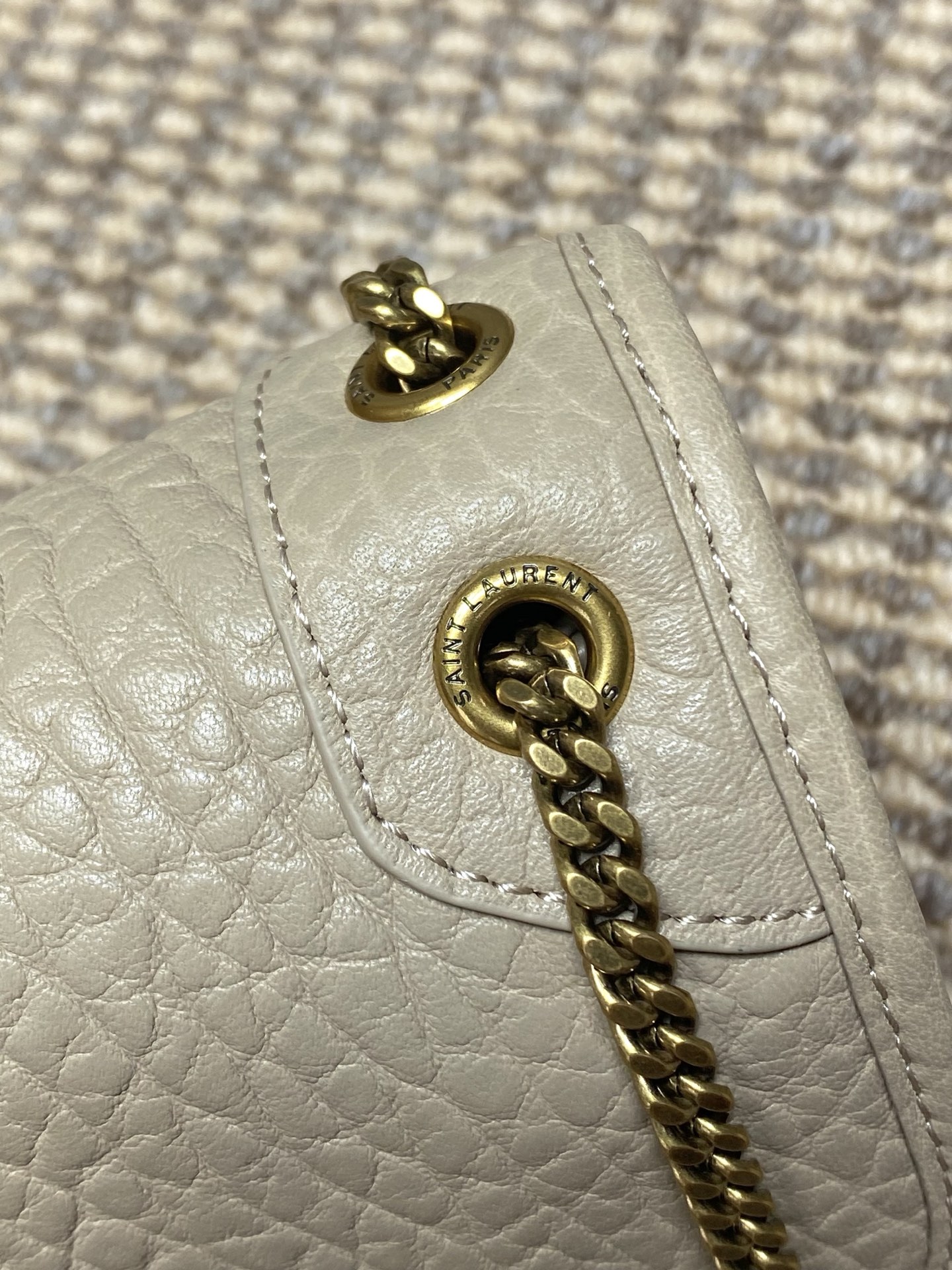 YSL Style Leather Chain Bag style reference detail image 7 from source 729390