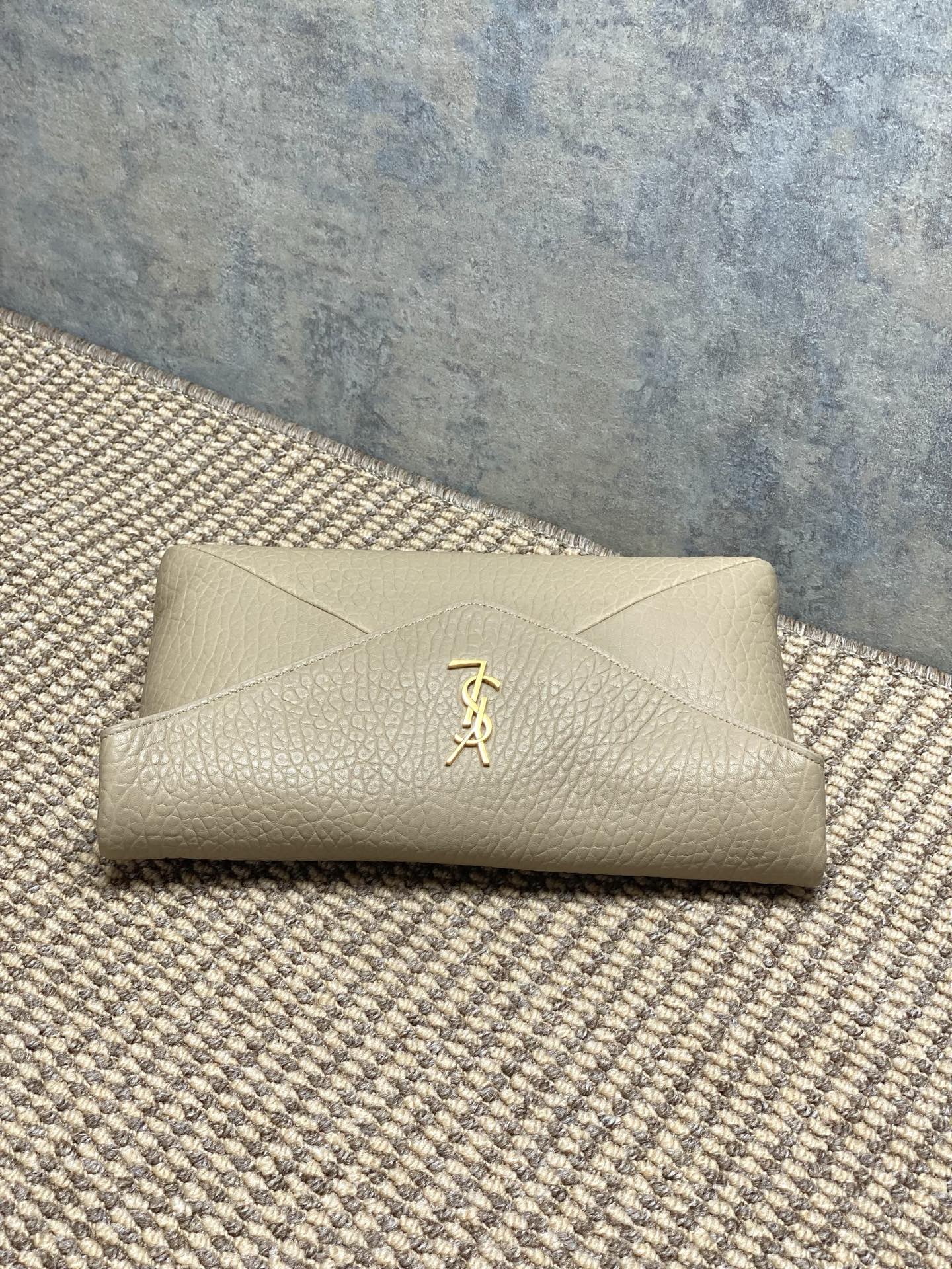 YSL Style Clutch Bags detail image 4 from source 729391