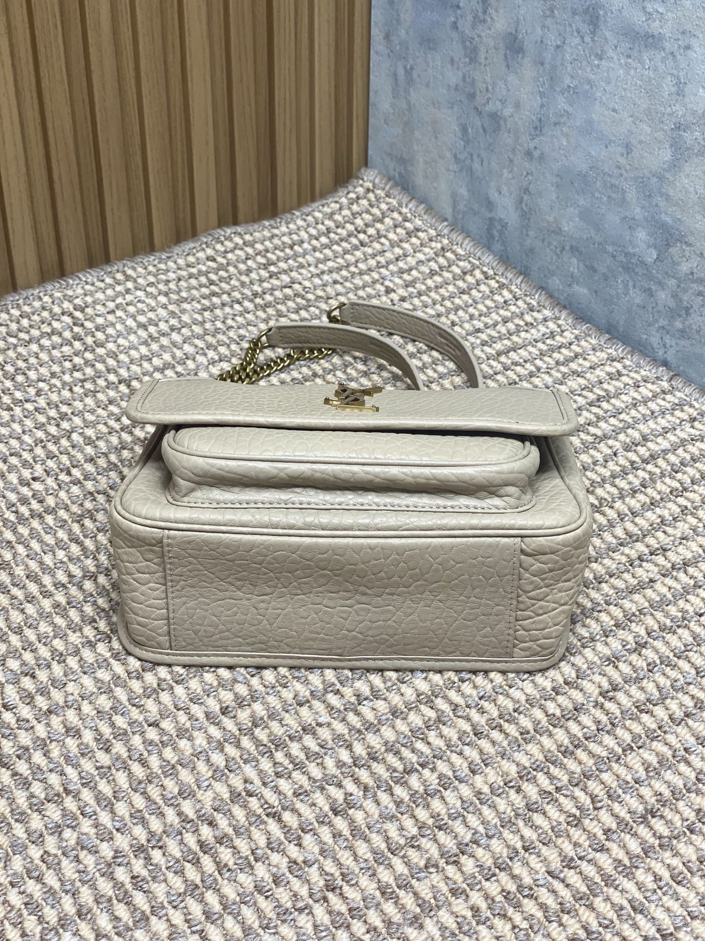 YSL Style Leather Chain Bag style reference detail image 4 from source 729416